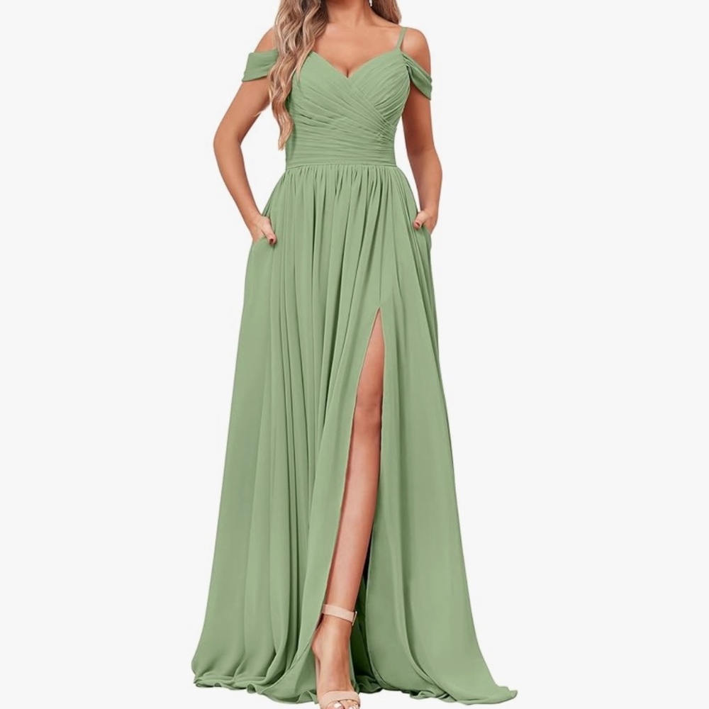 Beautiful floor length dress with lace up corset back.